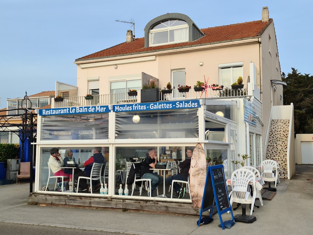 Le Bain De Mer Photos 2